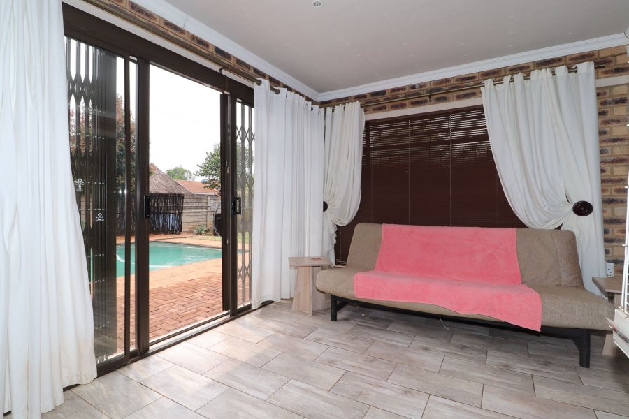 3 Bedroom Property for Sale in Stilfontein North West